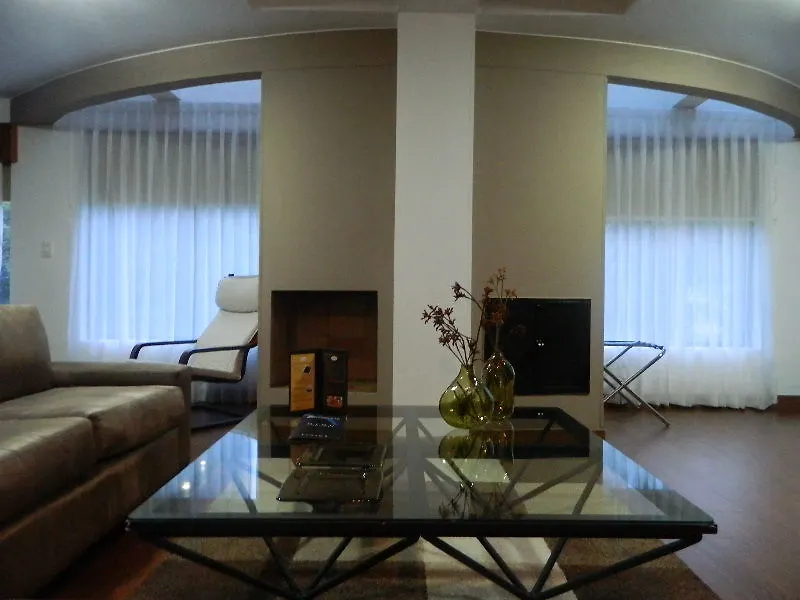 Lloyds Apartasuites Parque 93 Bogotá Kolombiya