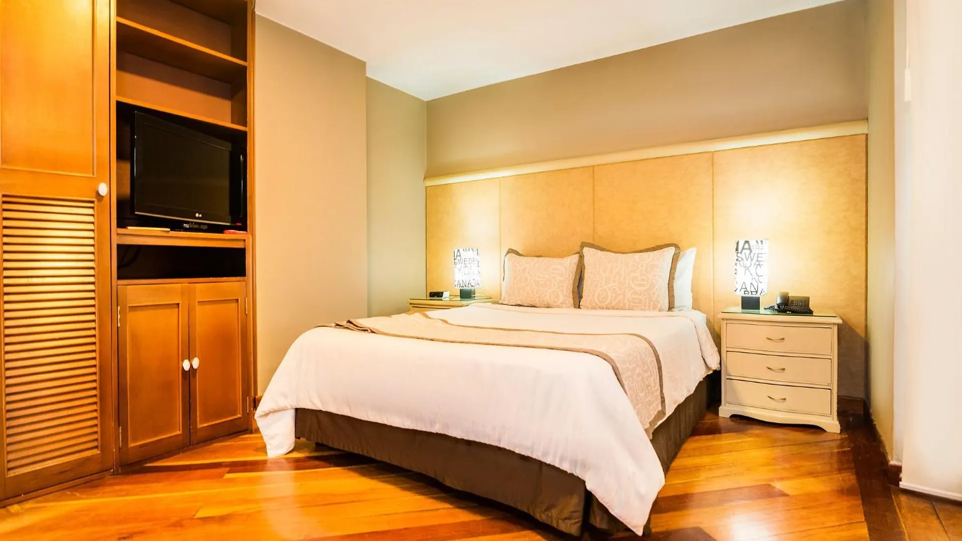 Aparthotel Lloyds Apartasuites Parque 93 Bogota