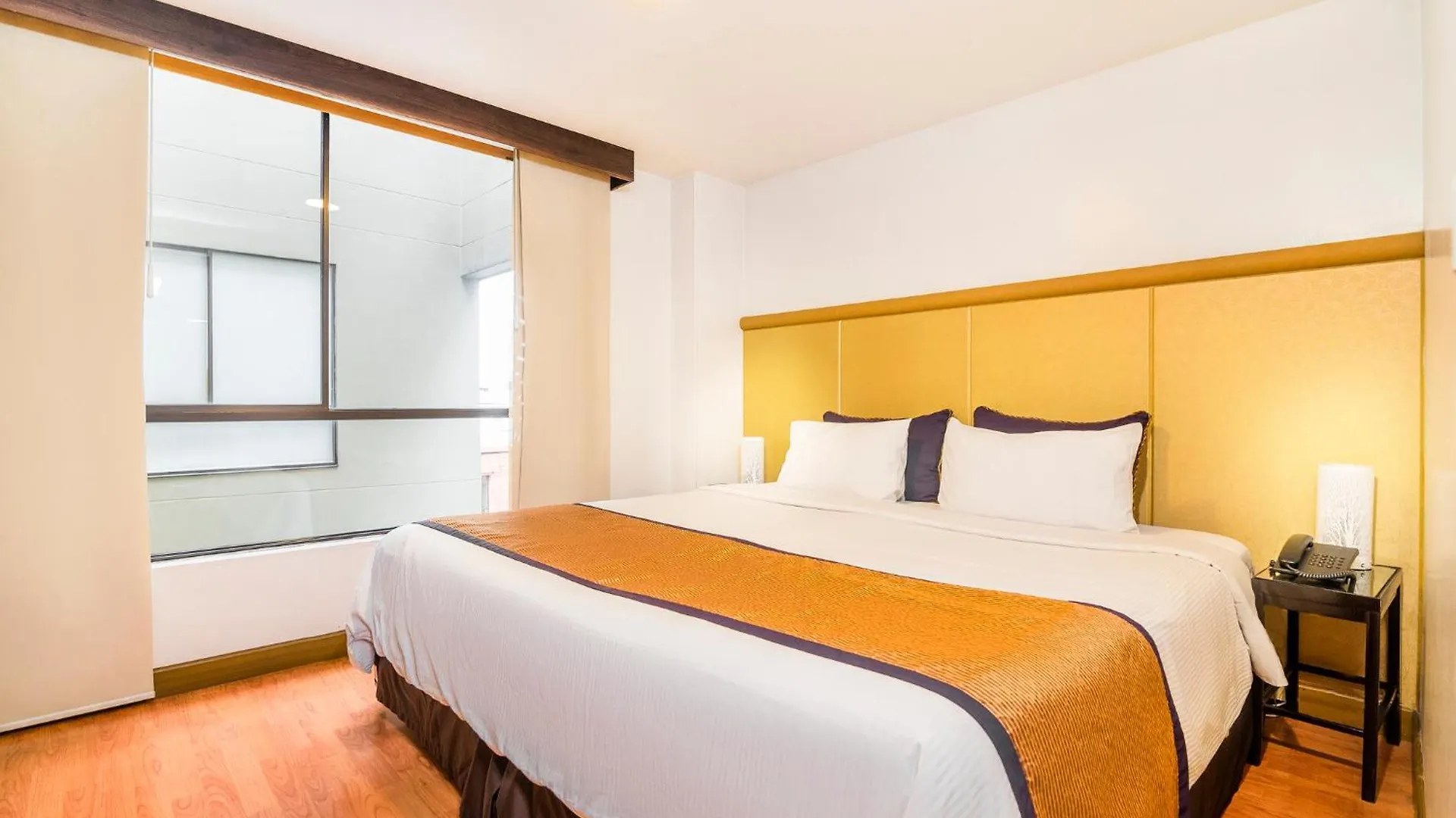Lloyds Apartasuites Parque 93 Bogota Aparthotel